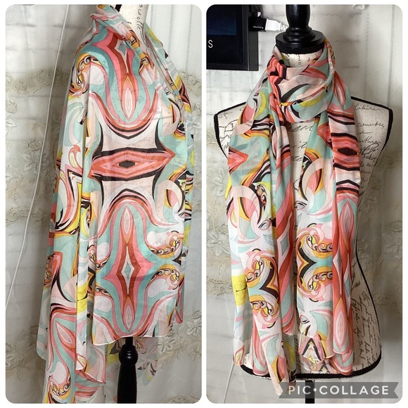 Lulus Accessories - Lulus Mod Retro Wrap Shawl Scarf